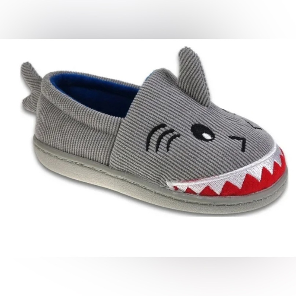 Wonder Nation - Shark Slippers (NWOT)